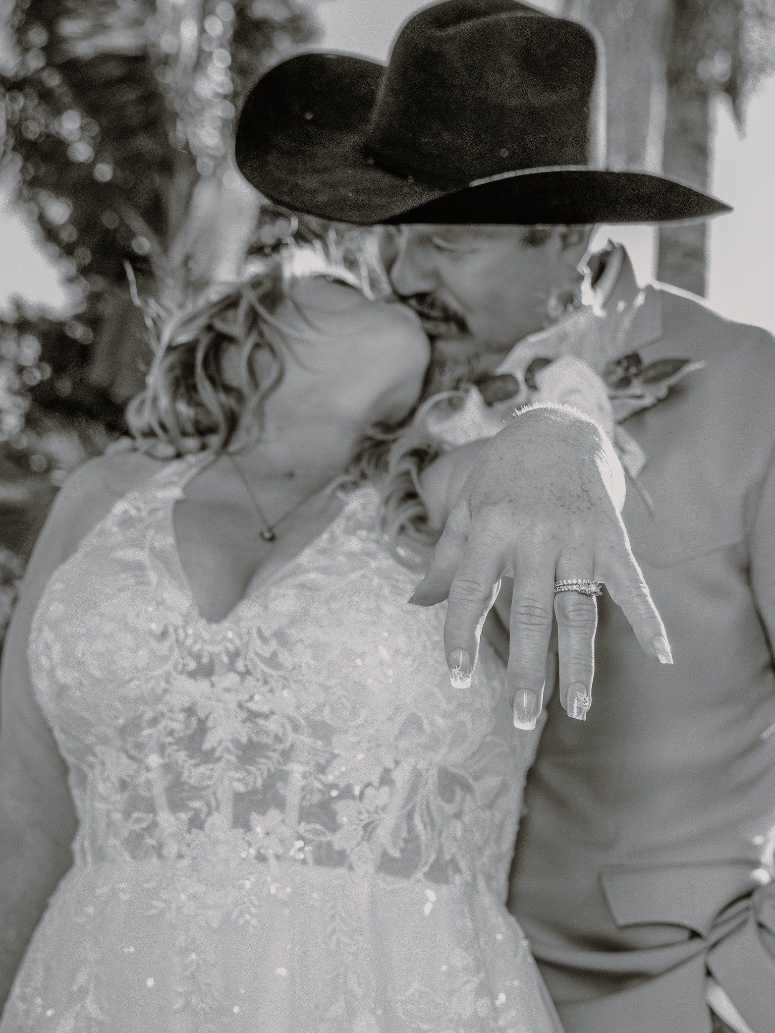 carousel-hero-element image-0